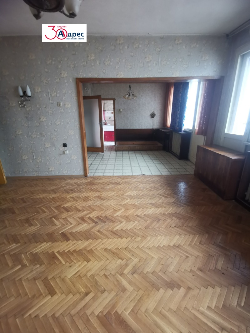 Продава  Многостаен град Добрич , Свети Георги , 121 кв.м | 59346459 - изображение [2]