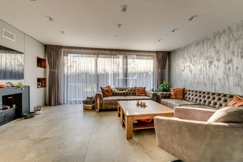 Продава КЪЩА, гр. София, Бояна, снимка 2 - Къщи - 52737288