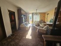 Продава  4-стаен град Плевен , 9-ти квартал , 180 кв.м | 44393375