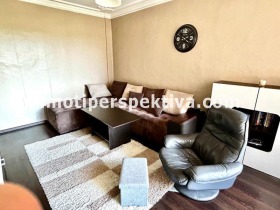 3-стаен град Пловдив, Тракия 2