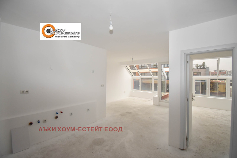 Продава 2-СТАЕН, гр. София, Център, снимка 2 - Aпартаменти - 48015515