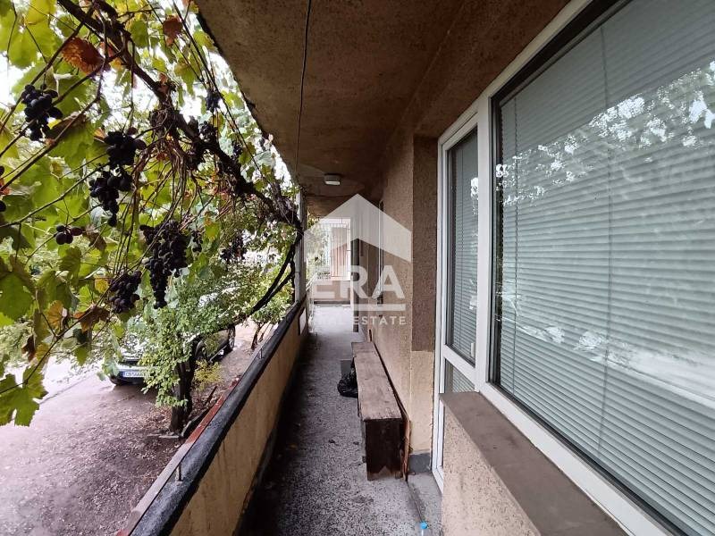 Продава  2-стаен град София , Горубляне , 70 кв.м | 73863392 - изображение [8]