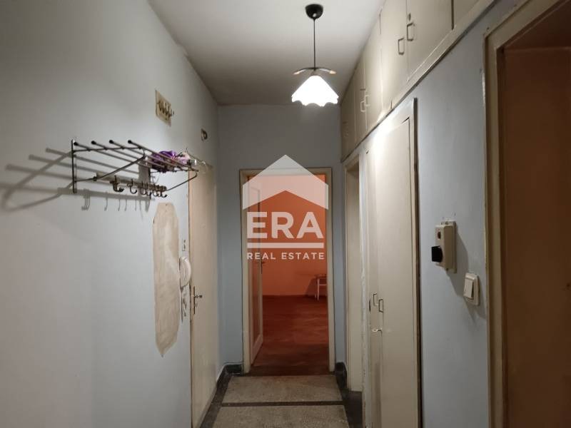 Продава  2-стаен град София , Горубляне , 70 кв.м | 73863392 - изображение [11]