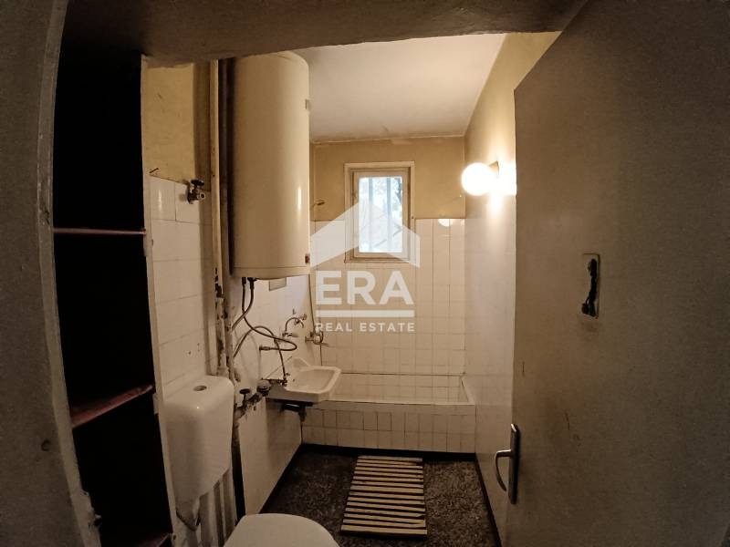 Продава  2-стаен град София , Горубляне , 70 кв.м | 73863392 - изображение [5]