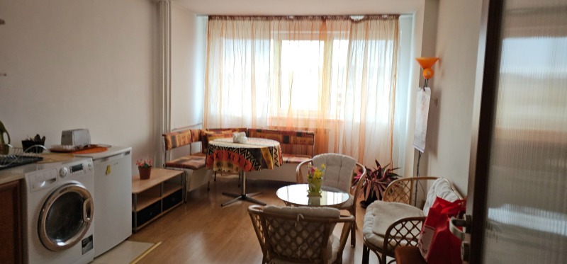 Продава 2-СТАЕН, гр. Перник, Твърди ливади, снимка 2 - Апартаменти - 52295202