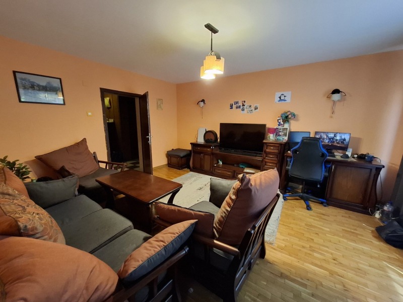Na sprzedaż  2 sypialnie Sofia , Geo Milew , 120 mkw | 28763270 - obraz [2]
