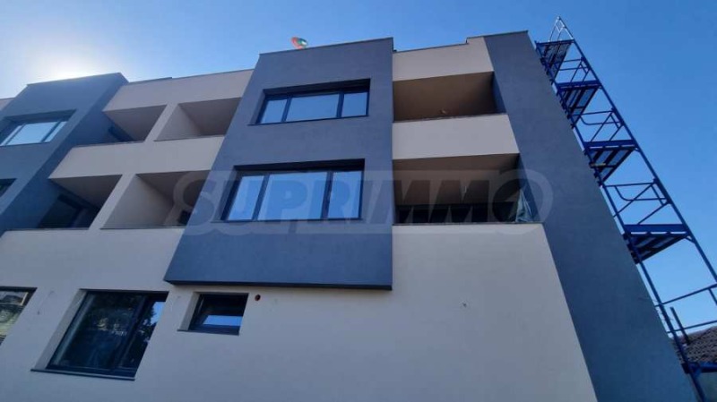 Продава 3-СТАЕН в град София, с. Лозен - 123 кв.м / 296 000 € » 578 925.68 лв., СУПРИММО - ГЛАВЕН ОФИС