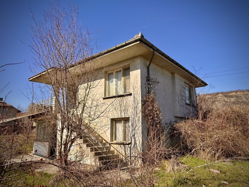 Продава КЪЩА в област Велико Търново, гр. Стражица - 120 кв.м / 22 000 € » 43 028.26 лв., ИМОТИ ТЪРНОВГРАД