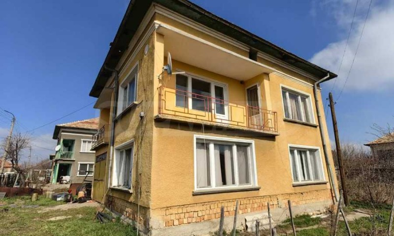 Продава КЪЩА в област Видин, гр. Кула - 168 кв.м / 26 000 € » 50 851.58 лв., СУПРИММО ОФИСИ В СТРАНАТА