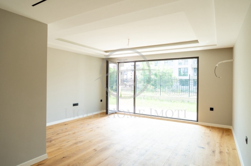 À venda  1 quarto Plovdiv , Hristo Smirnenski , 75 m² | 44349601