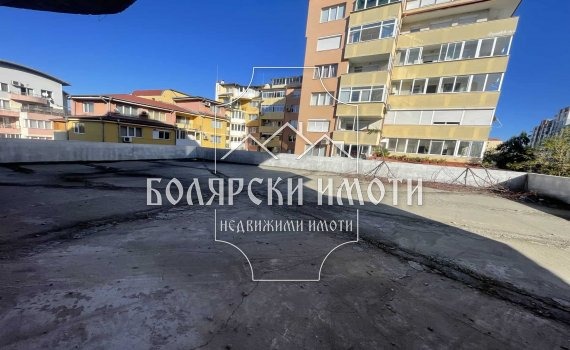 Продава 3-СТАЕН, гр. Велико Търново, Бузлуджа, снимка 2 - Aпартаменти - 47604421