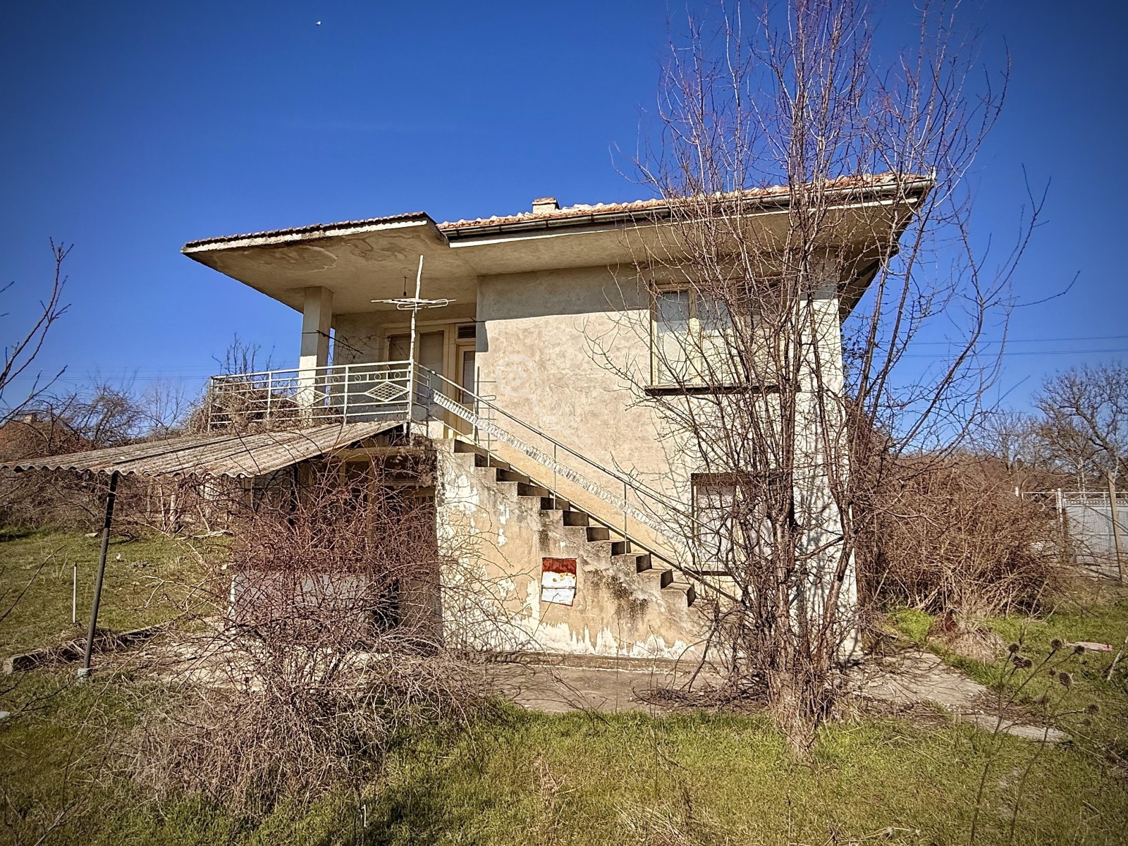 Продава КЪЩА, гр. Стражица, област Велико Търново, снимка 2 - Къщи - 18259699