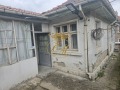 Продава КЪЩА, гр. Шумен, Куршун чешма, снимка 2