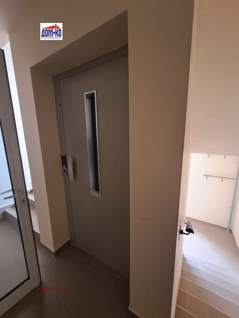 En venta  1 dormitorio Pazardzhik , Tsentar , 62 metros cuadrados | 46349041 - imagen [9]