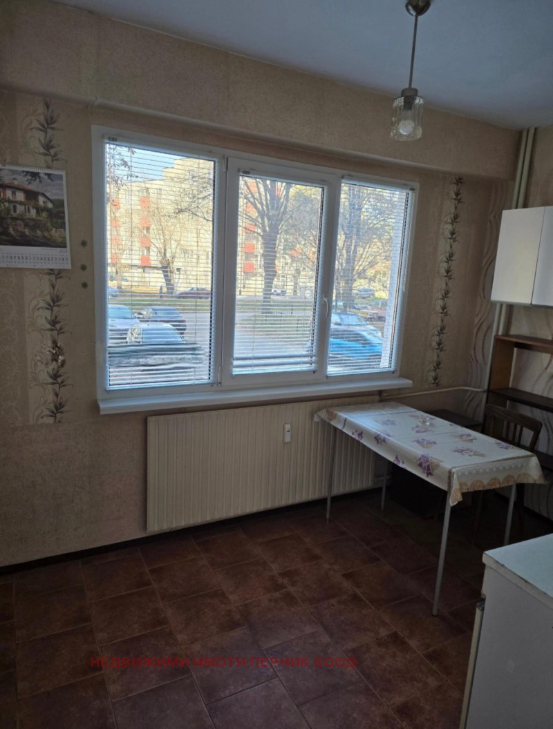 Myytävänä  1 makuuhuone Pernik , Iztok , 69 neliömetriä | 74350775 - kuva [4]