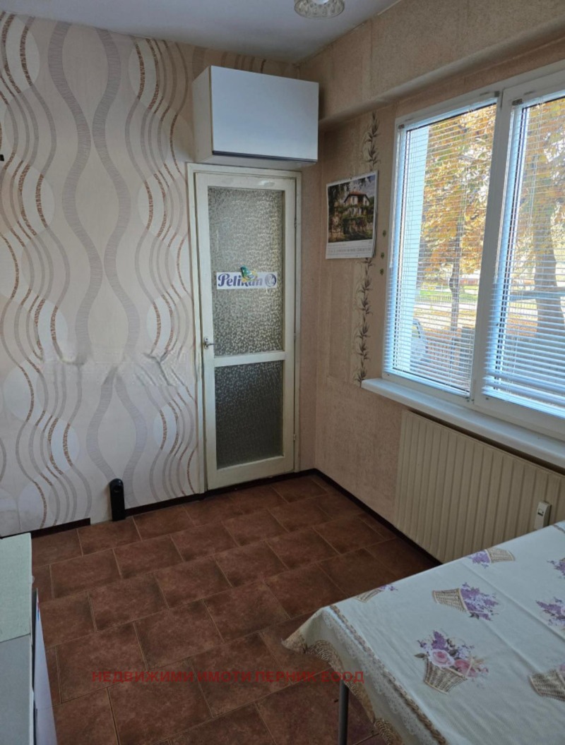 Myytävänä  1 makuuhuone Pernik , Iztok , 69 neliömetriä | 74350775 - kuva [2]