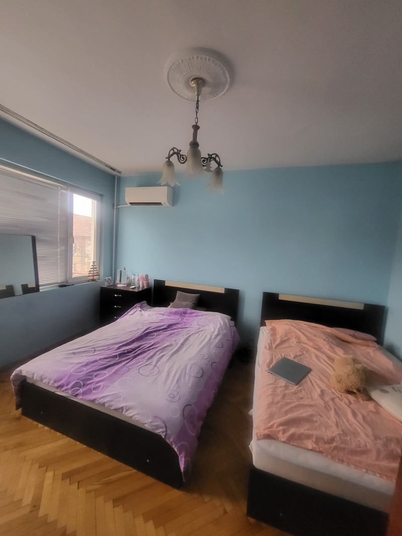 Продаја  2 спаваће собе Плевен , Широк центар , 106 м2 | 35780799 - слика [15]