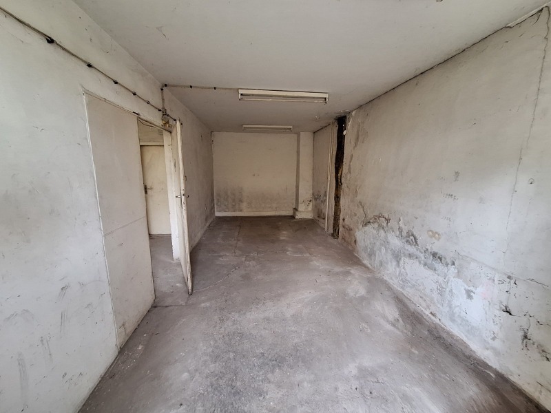 Продава 4-СТАЕН, гр. Перник, Пригаров район, снимка 4 - Апартаменти - 52513399