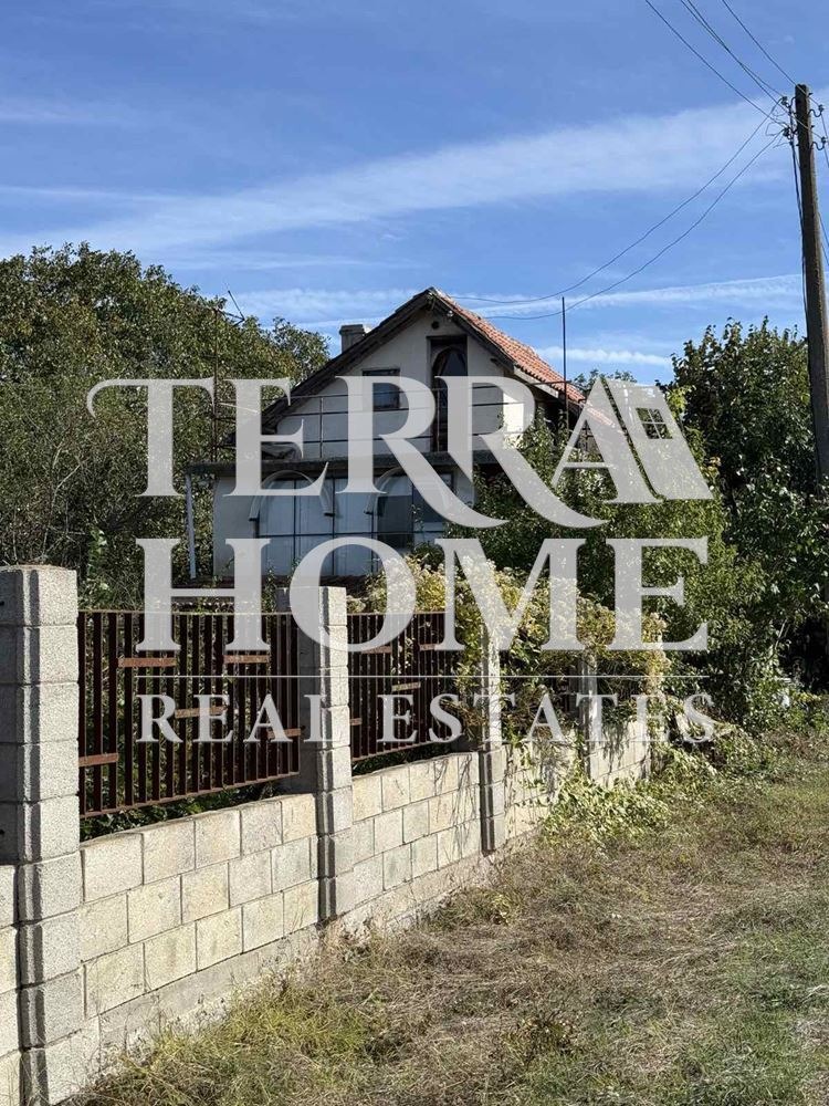 Продава КЪЩА, с. Орешак, област Варна, снимка 3 - Къщи - 56255644