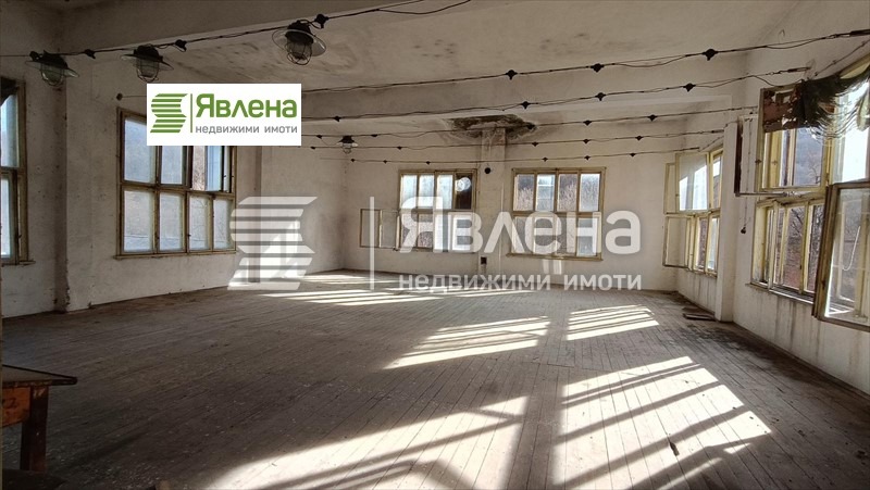 Til salg  Industribygning region Sofia , Etropole , 2665 kvm | 82132972 - billede [2]