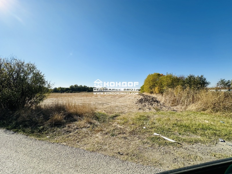 Продава  Парцел, град Пловдив, Коматево •  190 000 EUR • ID 20222717 — holmes.bg - [1] 
