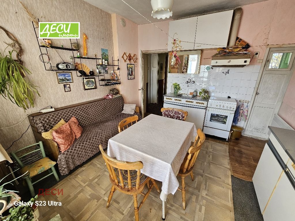 Продава КЪЩА, гр. Русе, Център, снимка 2 - Къщи - 52624344