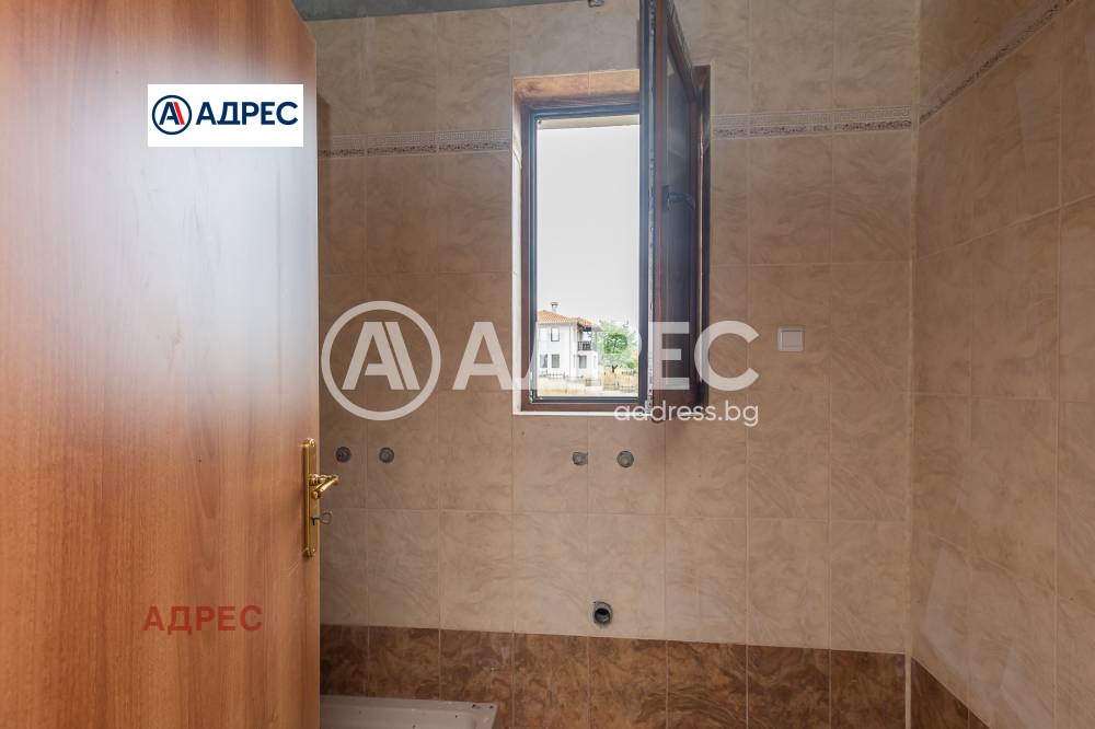 Продава КЪЩА, с. Църква, област Добрич, снимка 8 - Къщи - 53766615