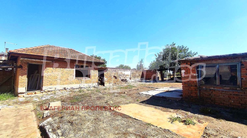 Продава КЪЩА в област Стара Загора, с. Тракия - 120 кв.м / 43 500 € » 85 078.61 лв., БЪЛГЕРИАН ПРОПЕРТИС