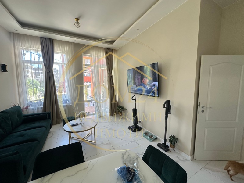 Продава  2-стаен, град София, Малинова долина •  245 000 EUR • ID 10726426 — holmes.bg - [1] 