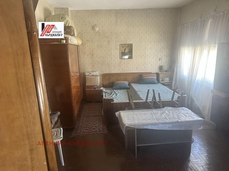 Продава 3-СТАЕН, гр. Кърджали, Център, снимка 5 - Апартаменти - 53196879