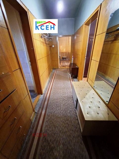 Продава ЕТАЖ ОТ КЪЩА, гр. Търговище, Боровец, снимка 15 - Етаж от къща - 55222259