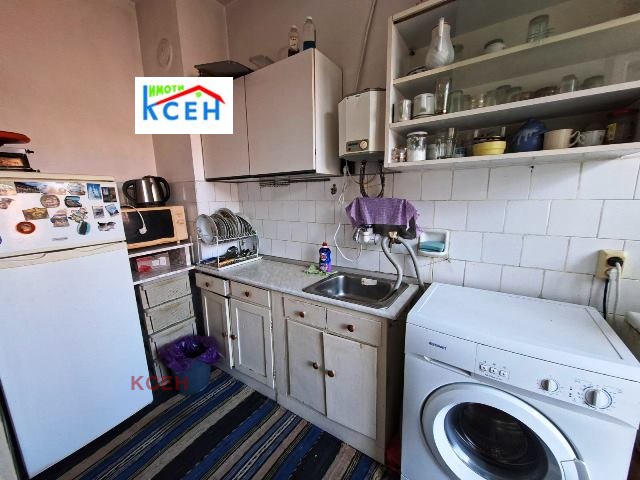 Продава ЕТАЖ ОТ КЪЩА, гр. Търговище, Боровец, снимка 4 - Етаж от къща - 55222259