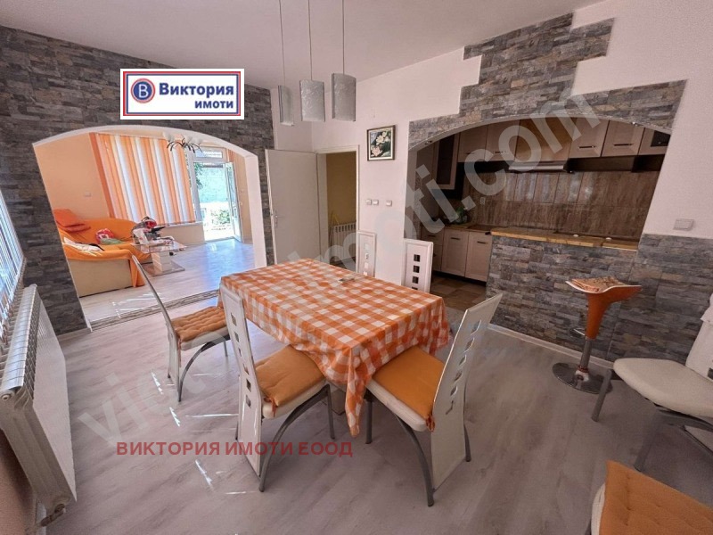 Продава КЪЩА, гр. Павликени, област Велико Търново, снимка 11 - Къщи - 52414378