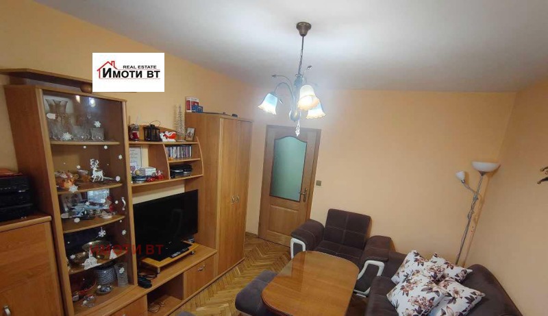 Продава 3-СТАЕН, гр. Велико Търново, Колю Фичето, снимка 3 - Aпартаменти - 49218946