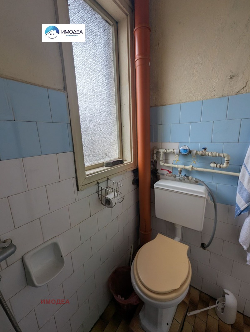 Продава ЕТАЖ ОТ КЪЩА, гр. Горна Оряховица, област Велико Търново, снимка 6 - Етаж от къща - 53284806