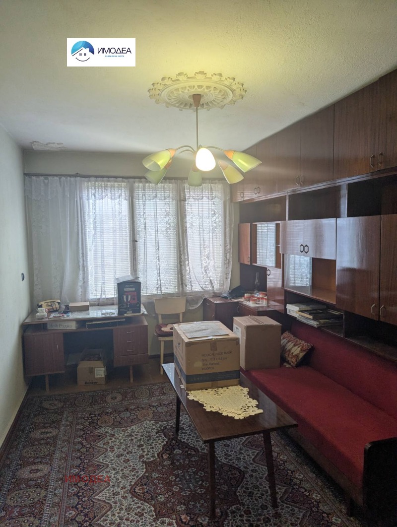 Продава ЕТАЖ ОТ КЪЩА, гр. Горна Оряховица, област Велико Търново