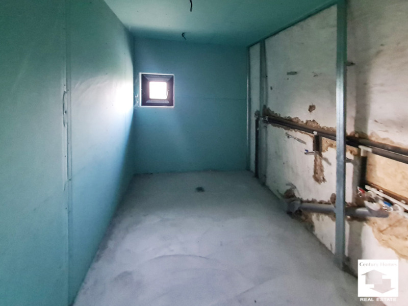 Продава КЪЩА, с. Ново село, област Велико Търново, снимка 11 - Къщи - 52693686