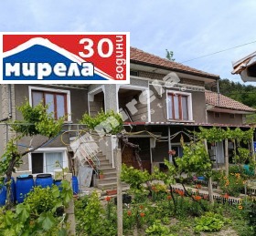Продава къща област Велико Търново с. Козловец - [1] 