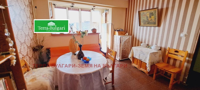 Продава 2-СТАЕН, гр. Перник, Мошино, снимка 5 - Aпартаменти - 49106056