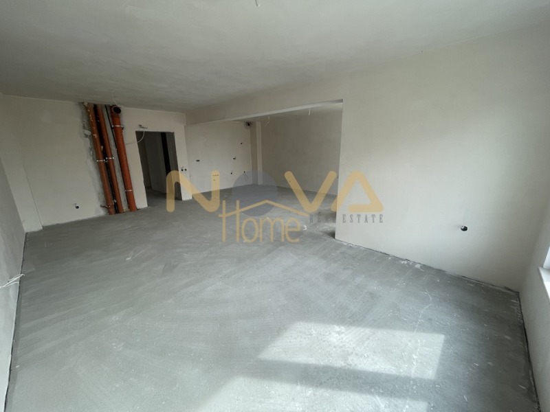 Продава 3-СТАЕН, гр. Варна, Бриз, снимка 2 - Aпартаменти - 43411578