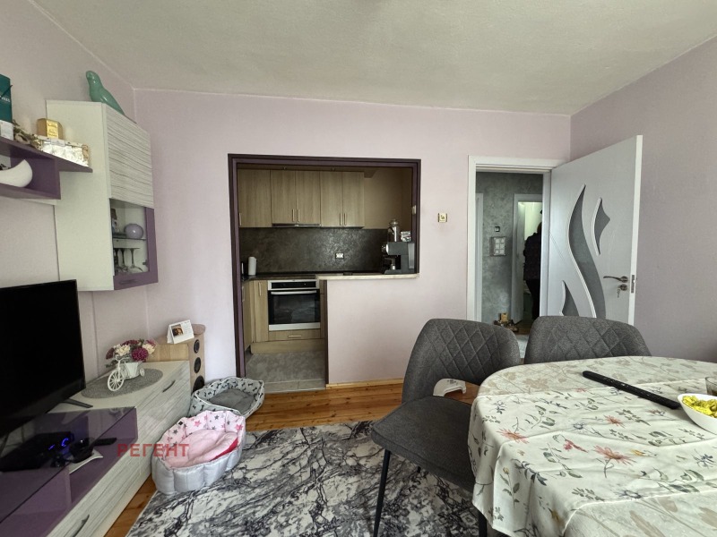 Продава КЪЩА, гр. Габрово, Център, снимка 2 - Къщи - 53378284