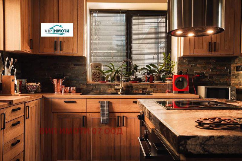 Продава КЪЩА, гр. Ловеч, Център, снимка 10 - Къщи - 53895084