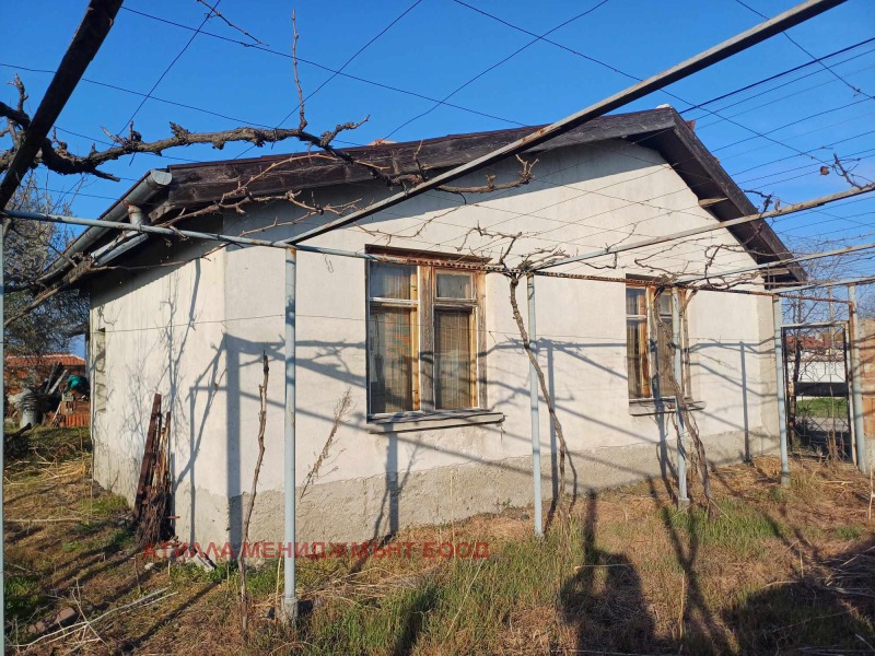 Продава КЪЩА в област Пловдив, с. Граф Игнатиево - 104 кв.м / 77 000 € » 150 598.91 лв., АТИЛЛА МЕНИДЖМЪНТ ЕООД