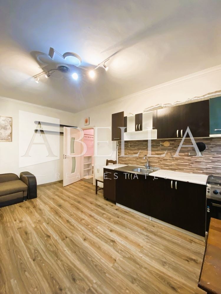 Продава 3-СТАЕН, гр. София, Дружба 1, снимка 2 - Апартаменти - 52052741