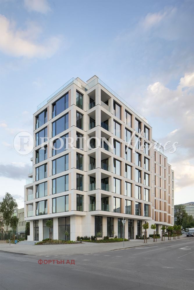 Продава  3-стаен град София , Лозенец , 170 кв.м | 46556937