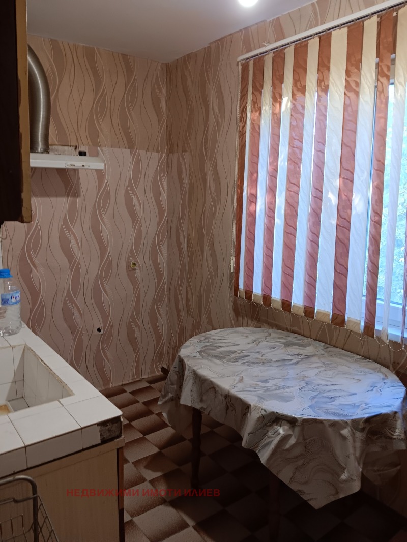 Продаја  3+ спаваћа соба Стара Загора , Зора , 106 м2 | 98238467