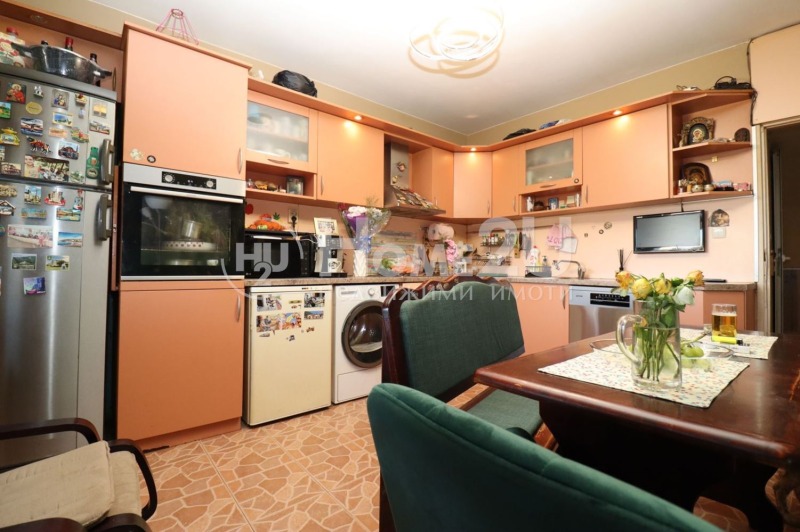 Продава  4-стаен град София , Левски В , 106 кв.м | 33255286 - изображение [3]