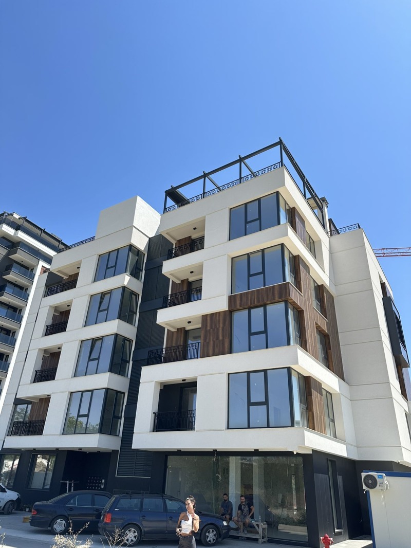 Na prodej  3+ ložnice Plovdiv , Christo Smirnenski , 164 m2 | 61744704