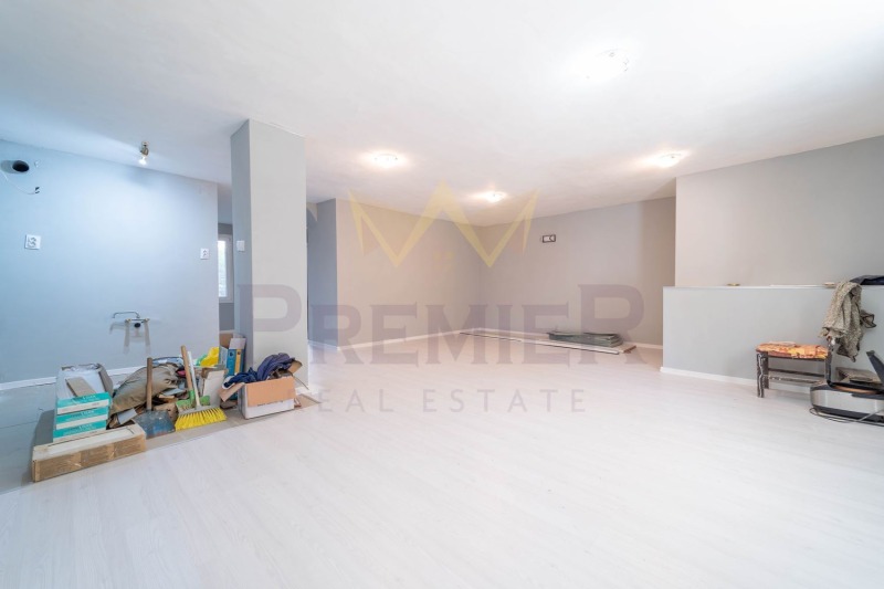 Te koop  Kantoor Varna , Ljatno kino Trakija , 90 m² | 40685276 - afbeelding [3]