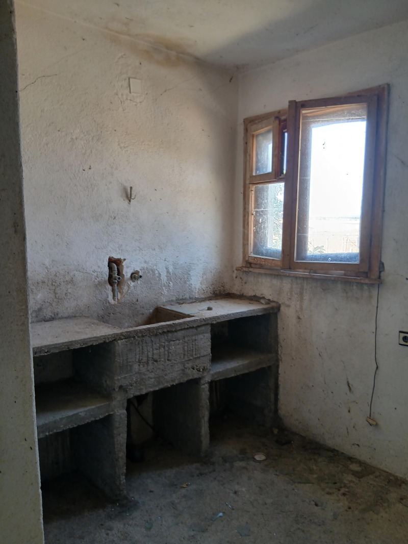 Продава  Къща област Пловдив , с. Беловица , 1250 кв.м | 82612847 - изображение [4]